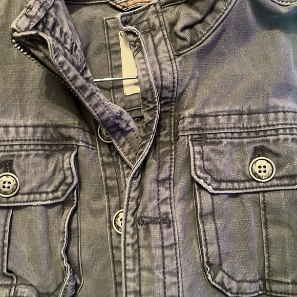 Authentic Fossil Distressed Greg Denim Jacket Zip Sz S Long Sleeve Casual - Picture 6 of 9